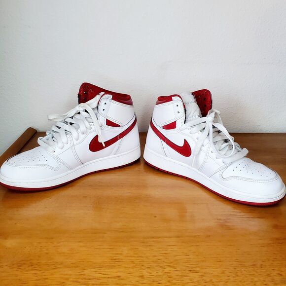 NIKE Air Jordan 1 Retro High OG Sneakers Running Shoes White Varsity Red SZ 5.5 - Picture 11 of 12